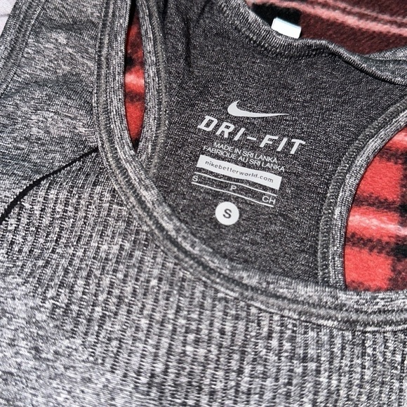 Nike tank top dri fit small stretch racerback running reflective swoosh - Picture 3 of 3